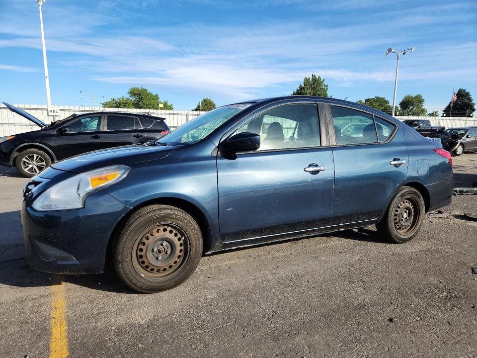 2017 NISSAN VERSA 1.6 SV