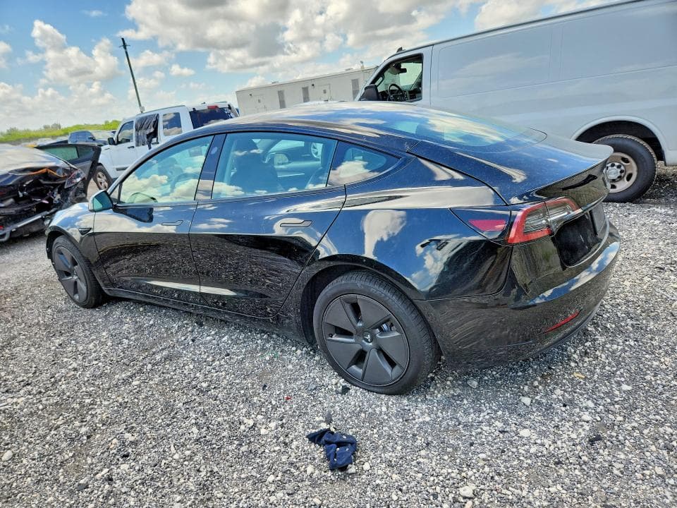 2023 TESLA MODEL 3 2