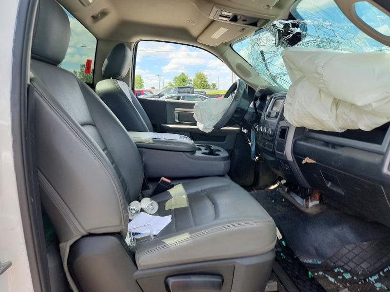 2018 RAM 2500 ST 10