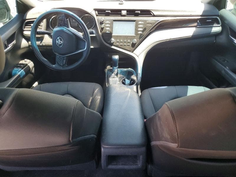 2019 TOYOTA CAMRY LE 8
