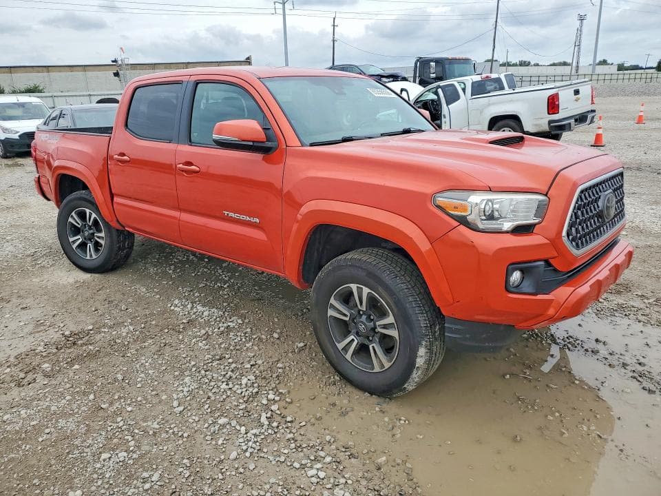 2018 TOYOTA TACOMA TRD SPORT 4