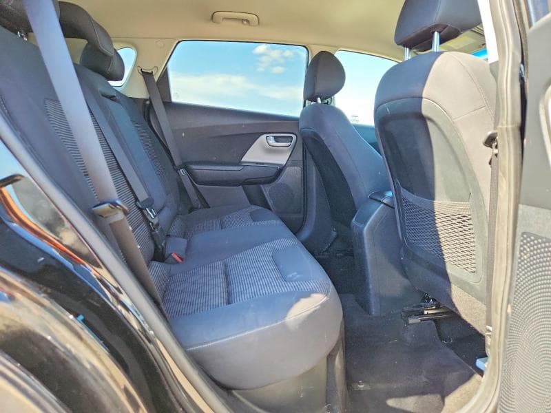 2017 KIA NIRO LX 10