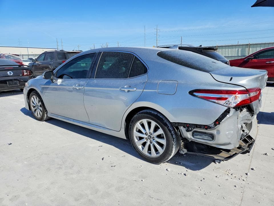 2020 TOYOTA CAMRY LE 2