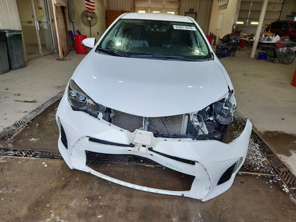 2017 TOYOTA COROLLA SE 5