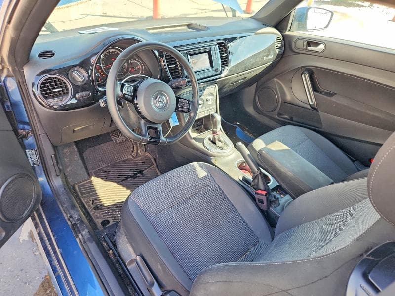 2019 VOLKSWAGEN BEETLE S 8