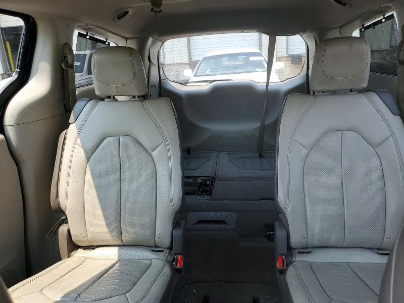 2018 CHRYSLER PACIFICA TOURING L 10