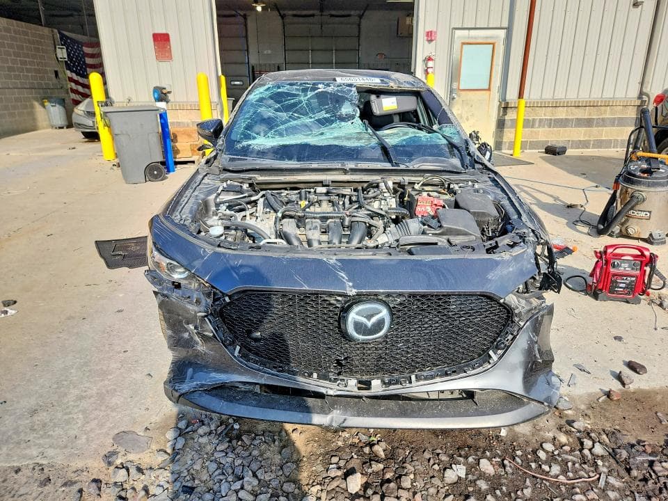 2020 MAZDA 3 PREMIUM 5