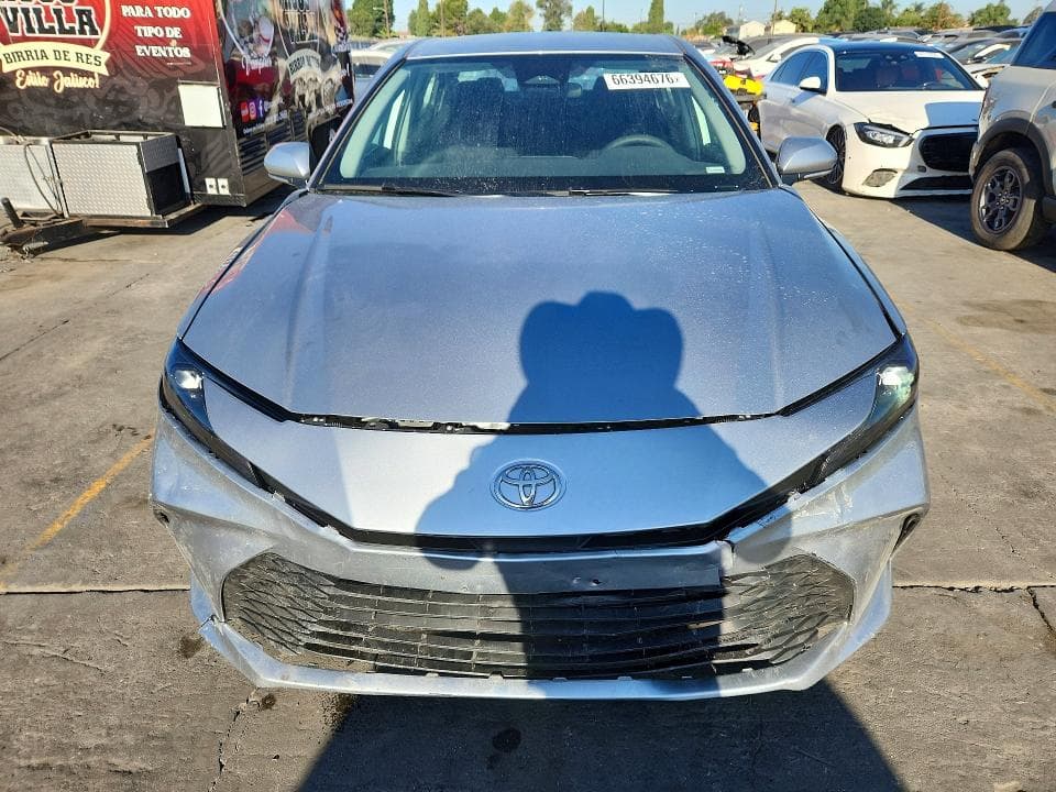 2026 TOYOTA CAMRY LE 5