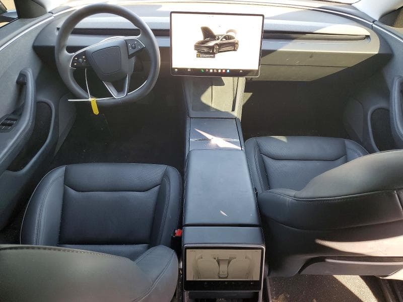 2025 TESLA MODEL 3 8
