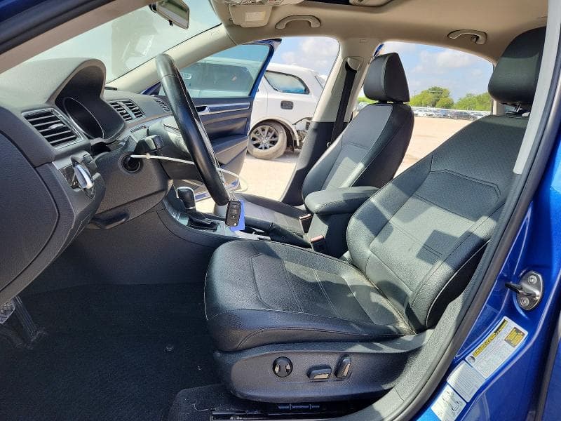 2017 VOLKSWAGEN PASSAT SE 7