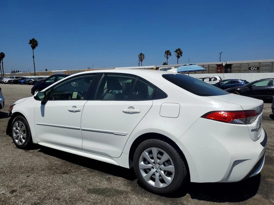 2021 TOYOTA COROLLA LE 2