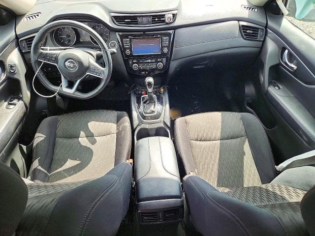 2017 NISSAN ROGUE SV 8
