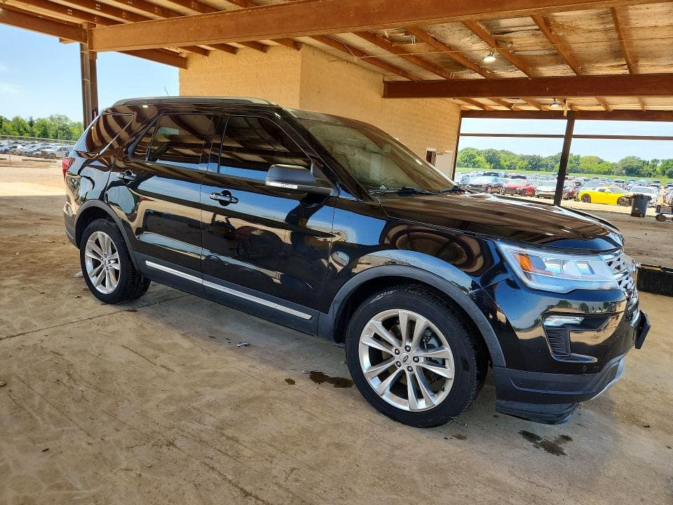 2019 FORD EXPLORER XLT 4