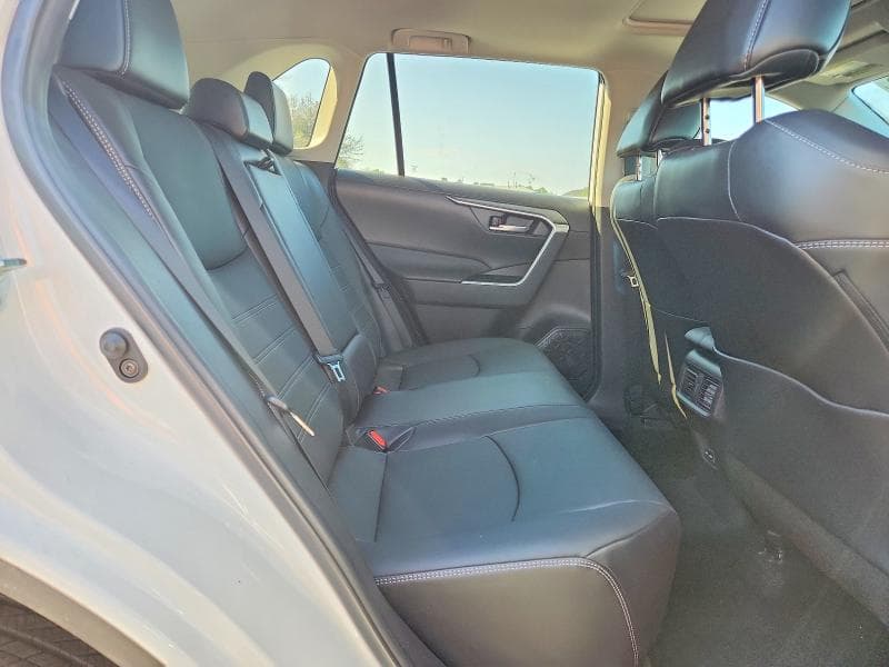 2023 TOYOTA RAV4 XLE PREMIUM 11