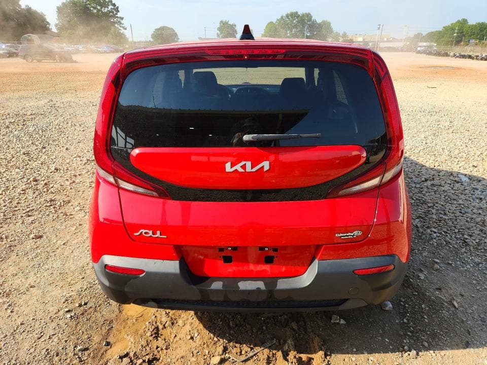 2022 KIA SOUL LX 6