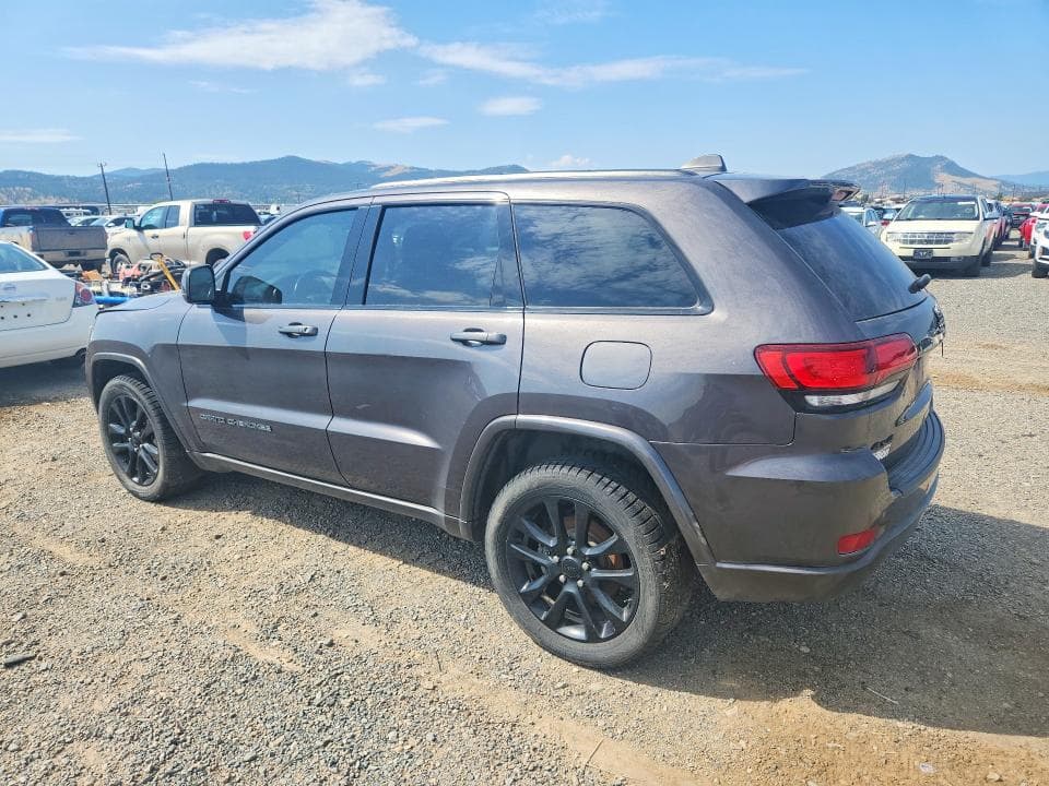 2020 JEEP GRAND CHEROKEE LAREDO 2