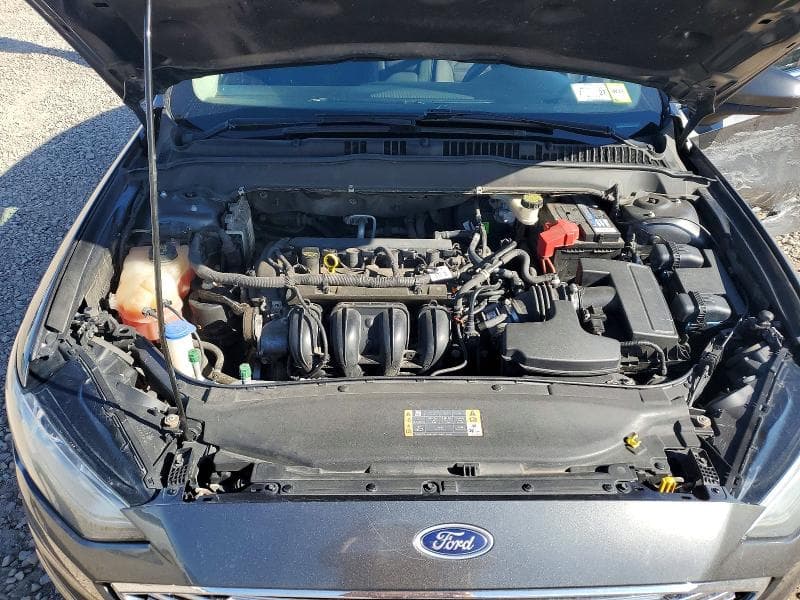 2017 FORD FUSION SE 11
