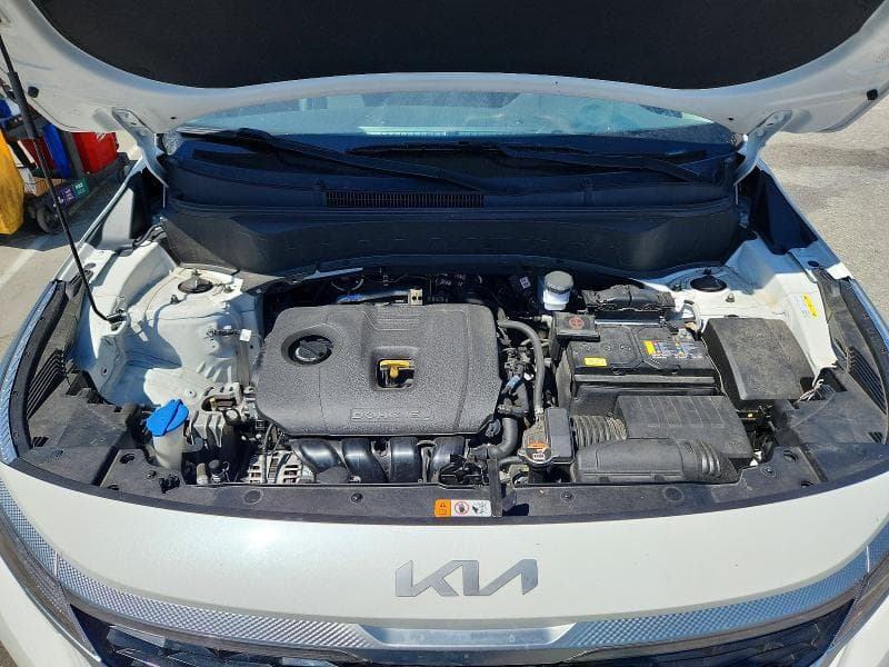 2023 KIA SELTOS S 11