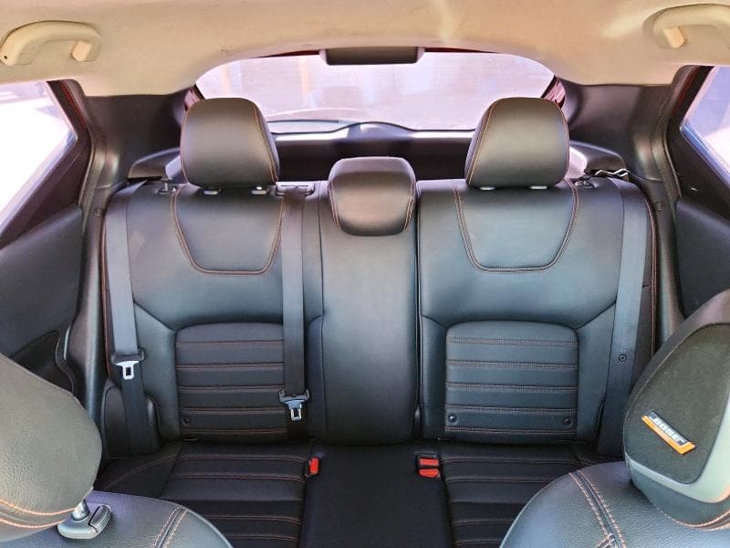 2019 NISSAN KICKS S 10