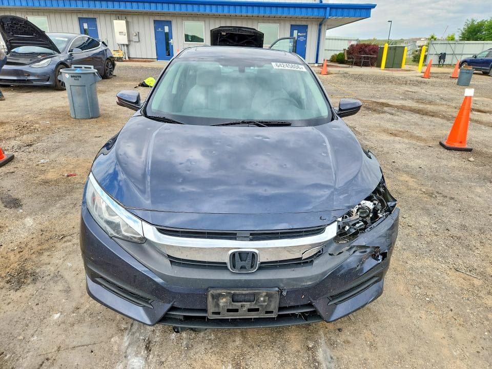 2018 HONDA CIVIC EX 5