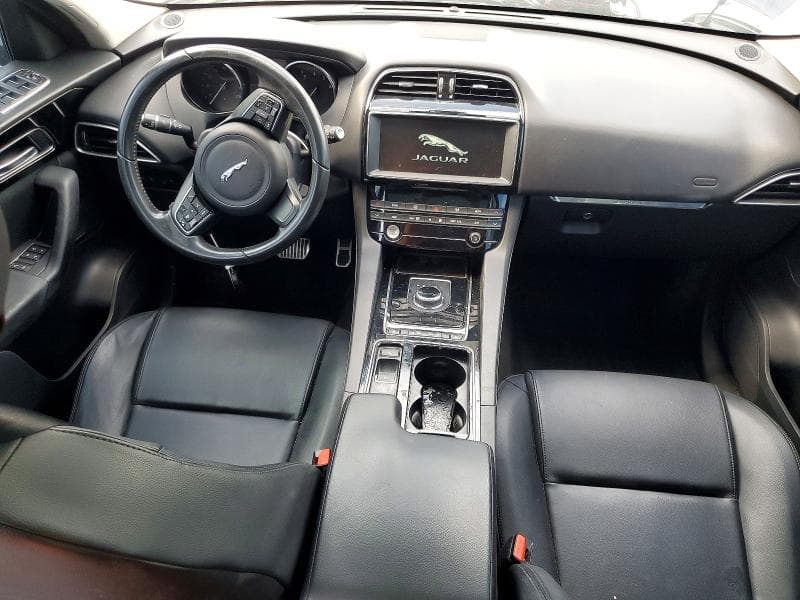 2019 JAGUAR F-PACE PREMIUM 8