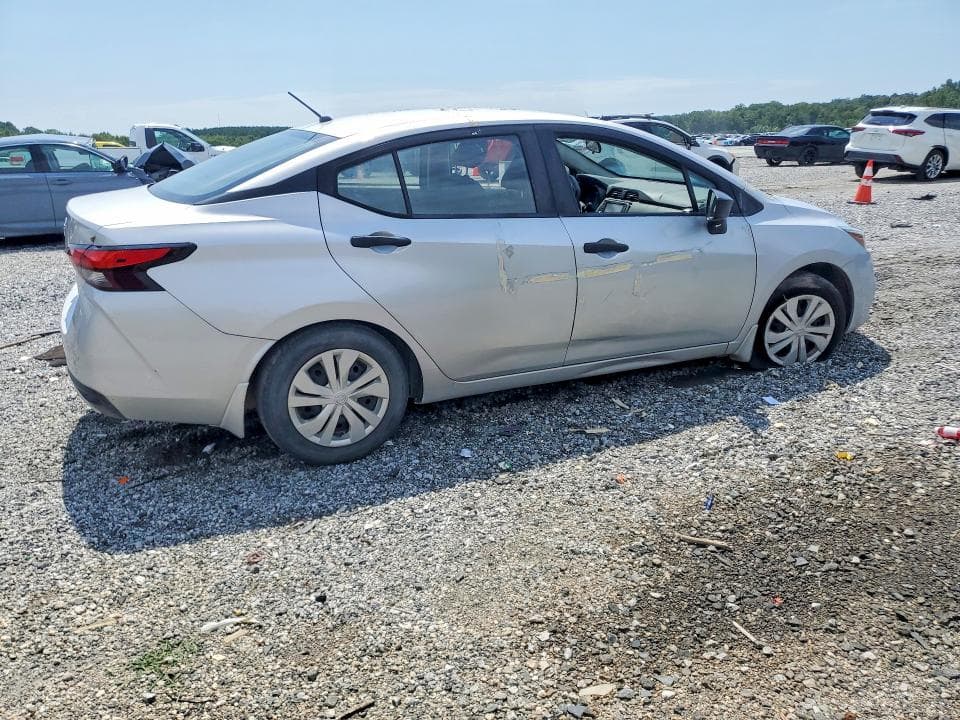 2020 NISSAN VERSA S 3