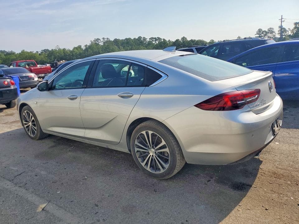 2018 BUICK REGAL ESSENCE 2