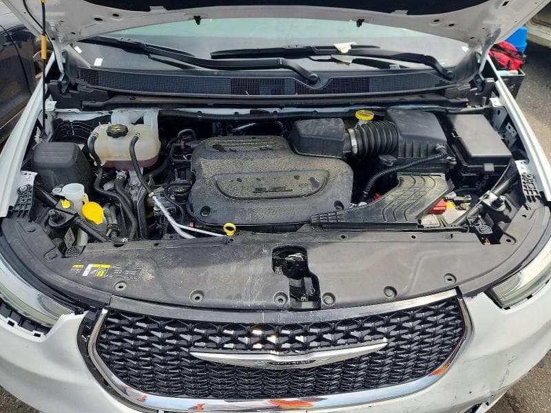 2025 CHRYSLER PACIFICA SELECT 12