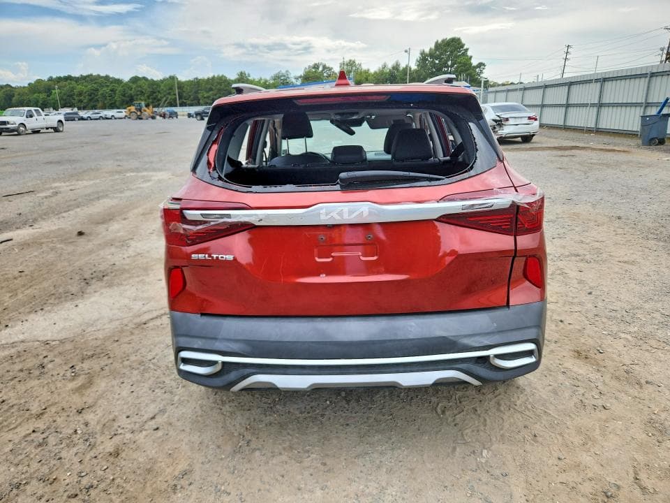 2022 KIA SELTOS S 6