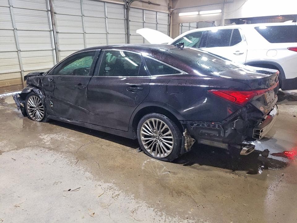 2019 TOYOTA AVALON LIMITED 2