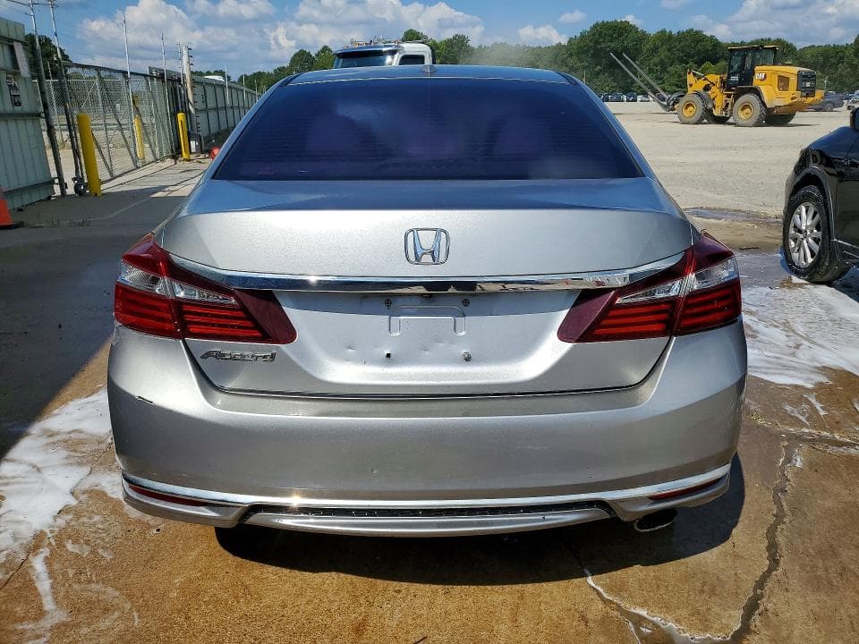 2017 HONDA ACCORD EX 6