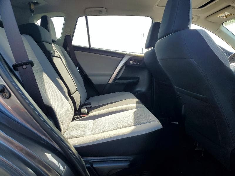 2017 TOYOTA RAV4 HYBRID XLE 10