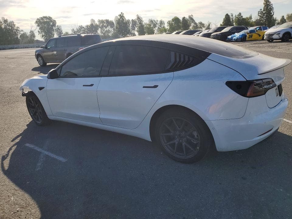 2022 TESLA MODEL 3 2