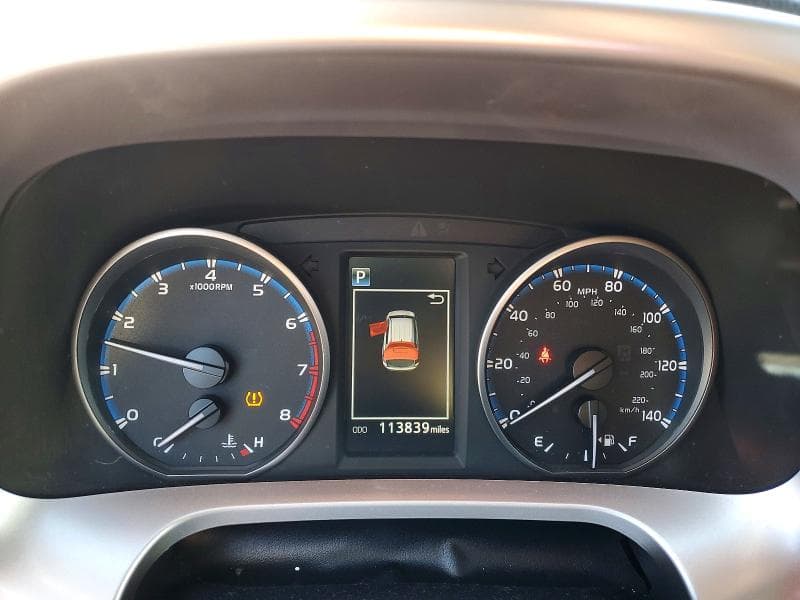 2018 TOYOTA RAV4 LE 9