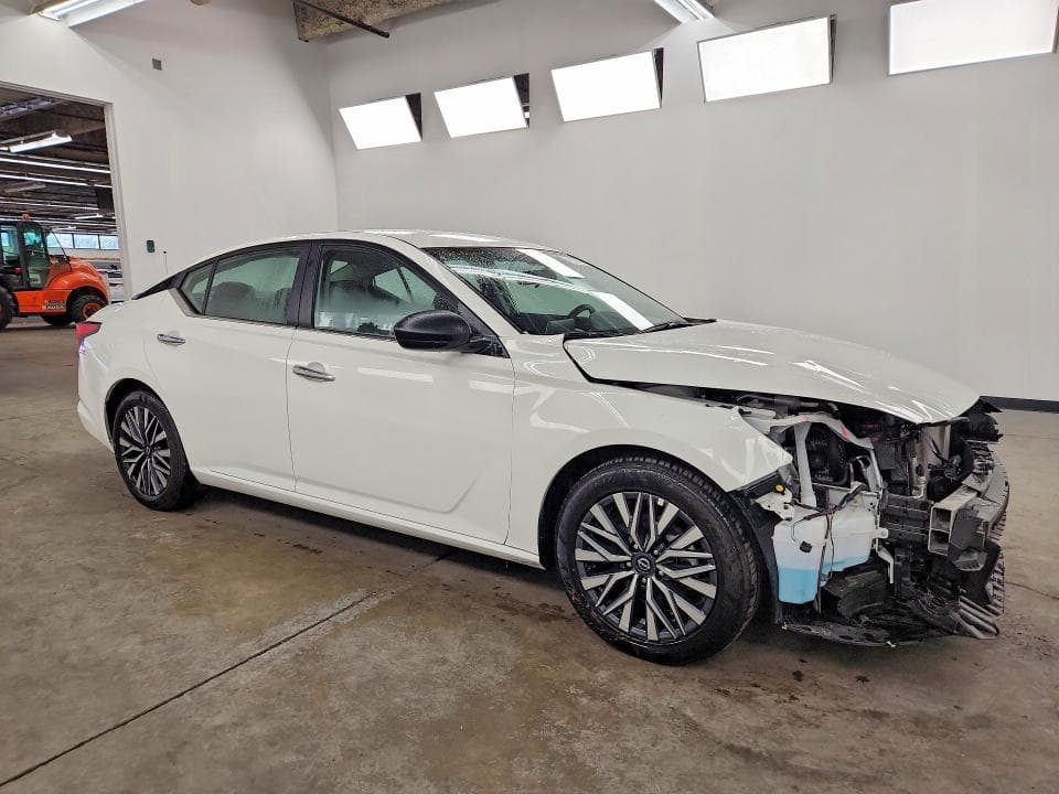 2025 NISSAN ALTIMA SV 4