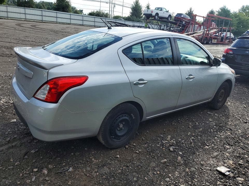 2018 NISSAN VERSA SV 3