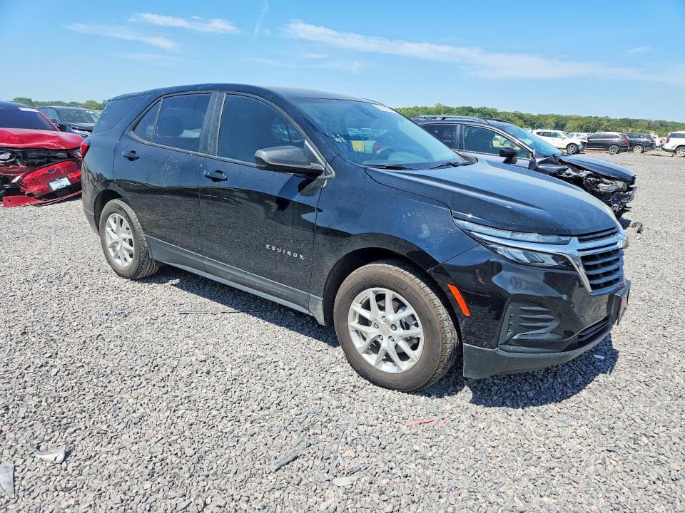 2023 CHEVROLET EQUINOX LS 4