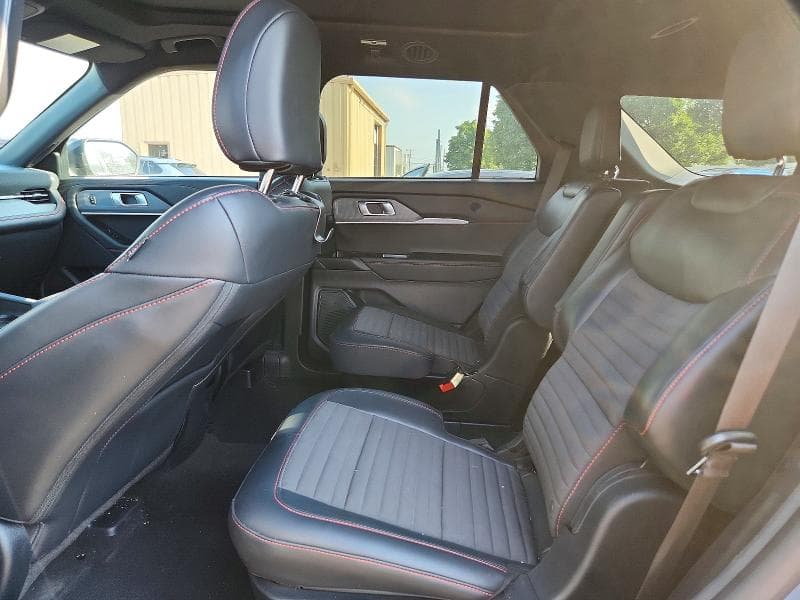 2025 FORD EXPLORER ST-LINE 11