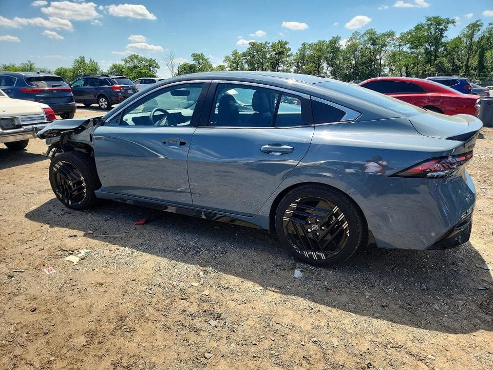 2026 NISSAN SENTRA SR 2