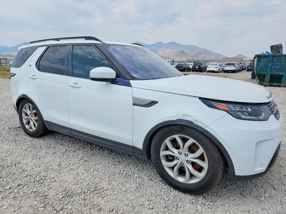 2017 LAND ROVER DISCOVERY SE 4