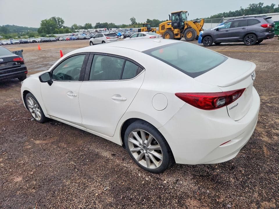2017 MAZDA 3 TOURING 2