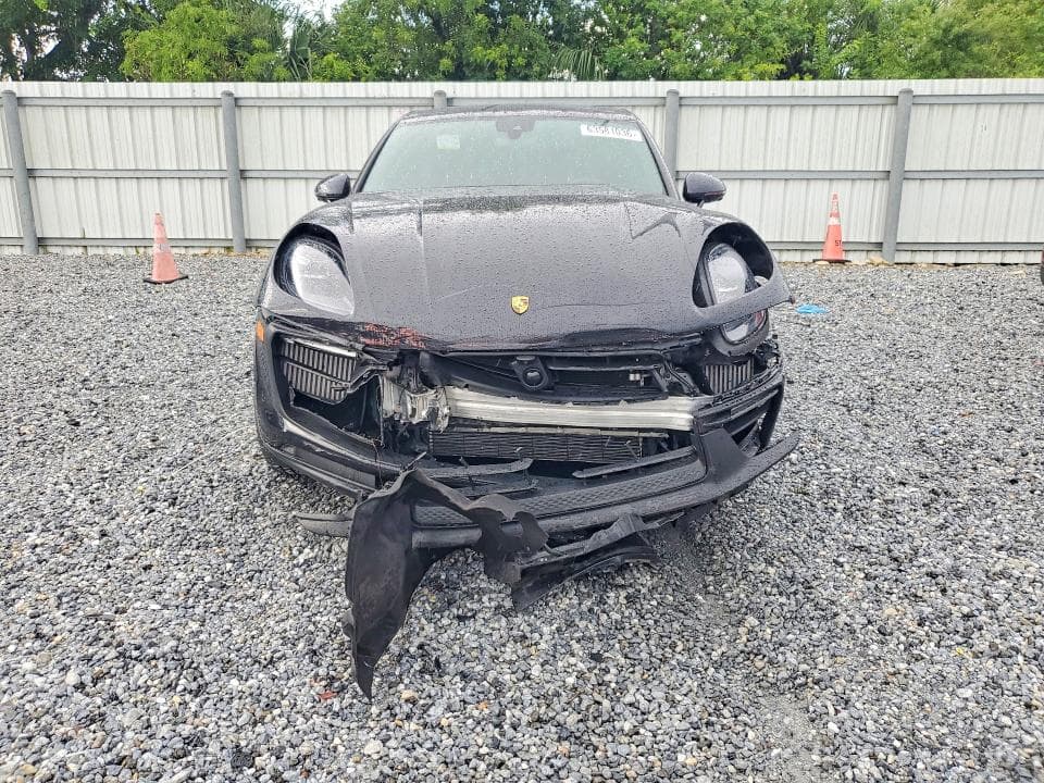 2024 PORSCHE MACAN GTS 5