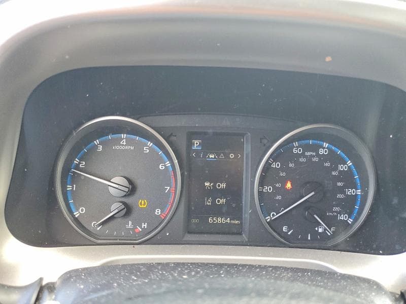 2018 TOYOTA RAV4 LE 9