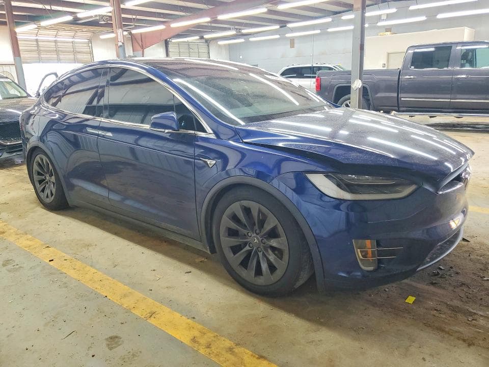 2018 TESLA MODEL X 4