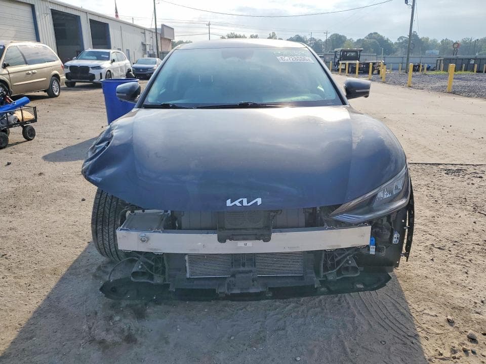 2024 KIA EV6 WIND 5