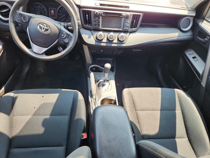 2018 TOYOTA RAV4 LE 8