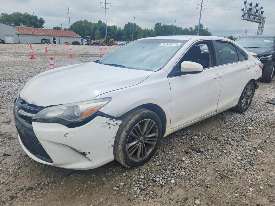 2017 TOYOTA CAMRY SE - 1