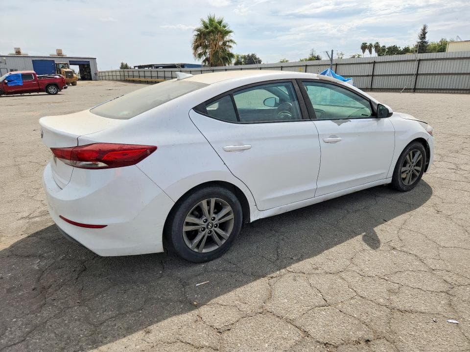 2018 HYUNDAI ELANTRA SEL 3
