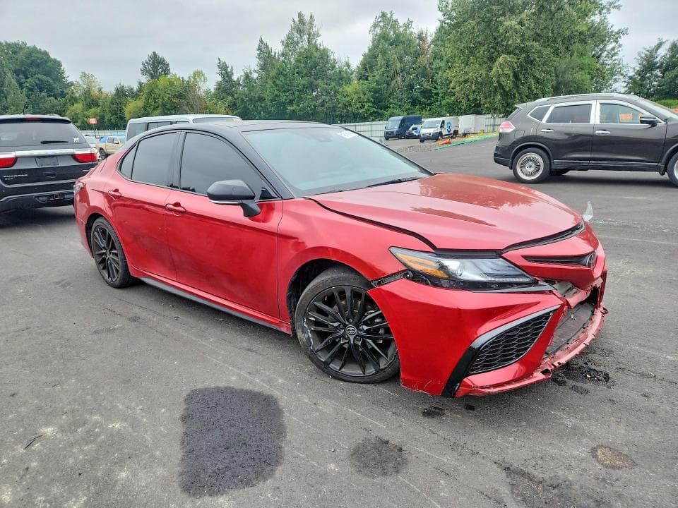 2021 TOYOTA CAMRY XSE 4