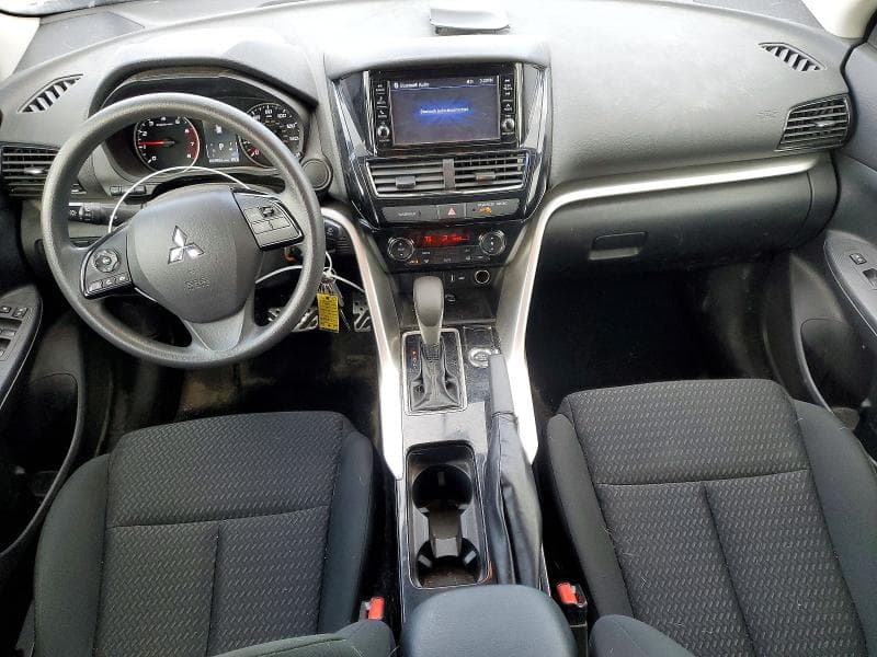 2022 MITSUBISHI ECLIPSE CROSS ES 8